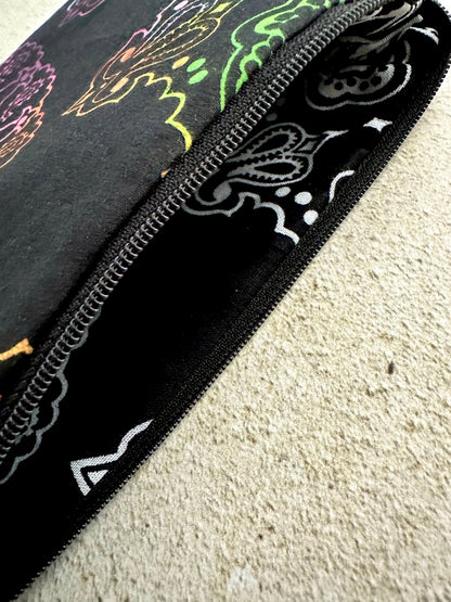 Rainbow Paisley Tarot Bag Zipper Pouch – Witchy Gift for Tarot & Oracle Card Readers